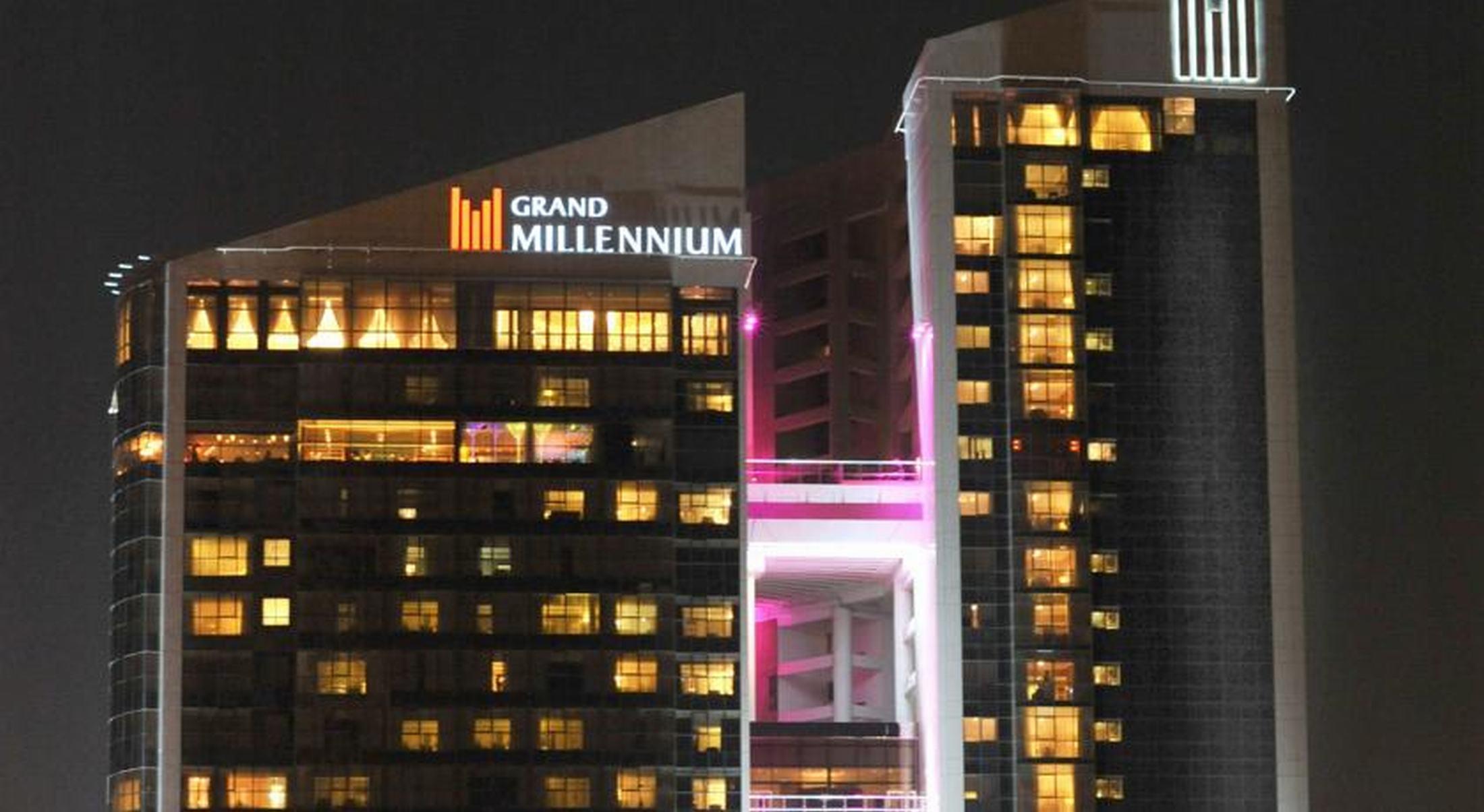 Grand Millennium Dubai Hotel Bagian luar foto