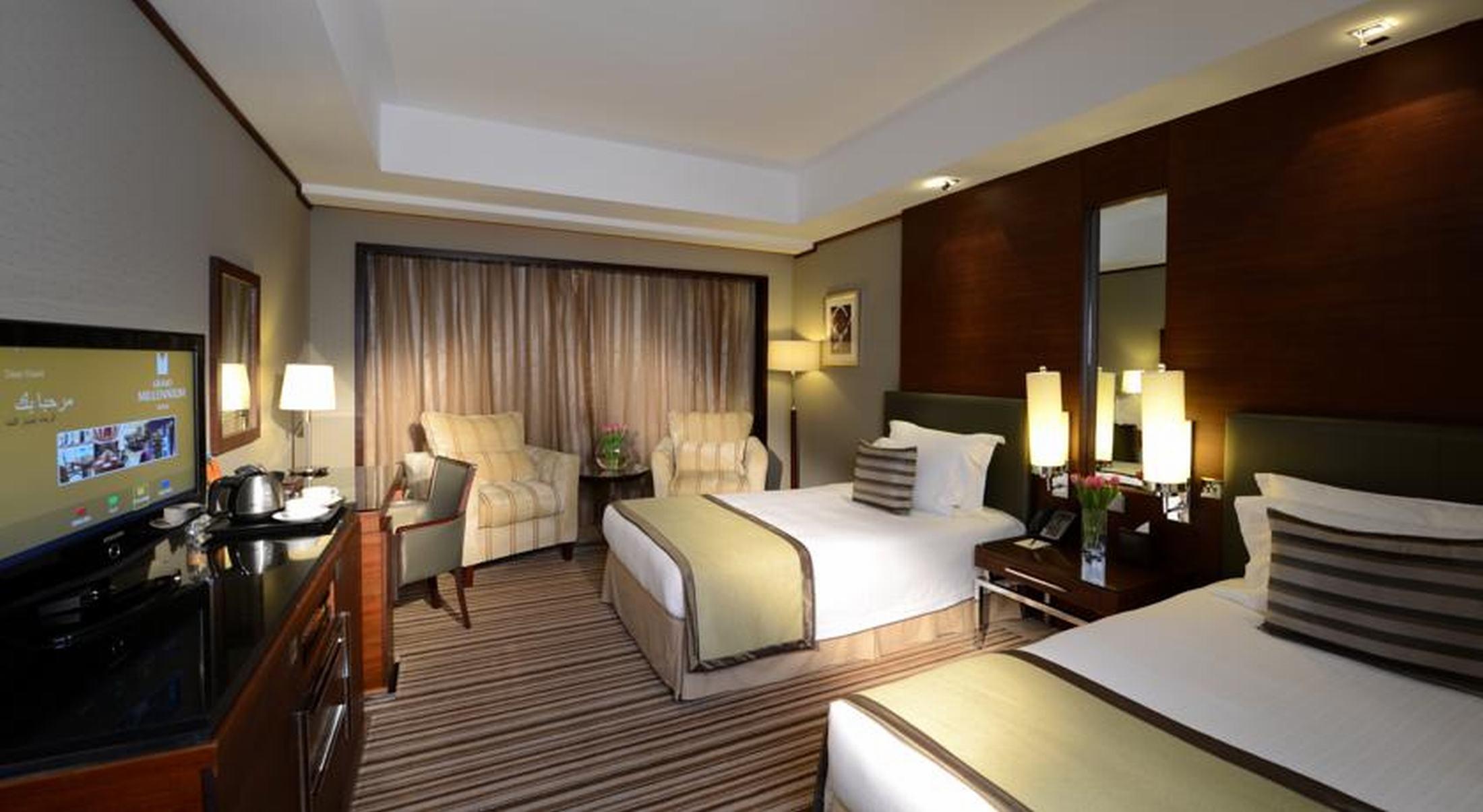 Grand Millennium Dubai Hotel Bagian luar foto